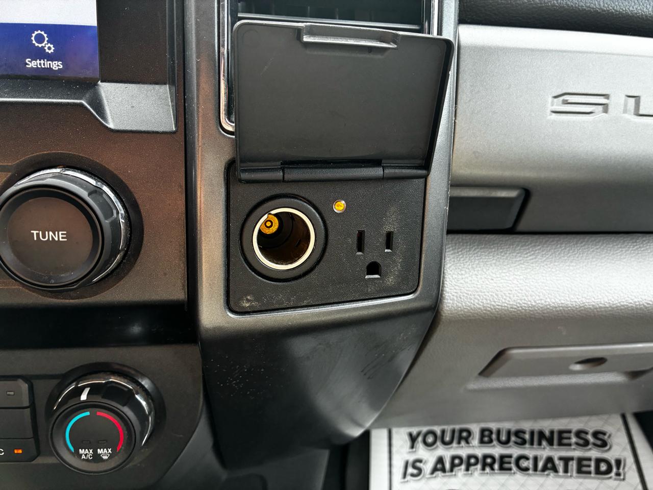 Ford F-250 SD XL Crew Cab 4WD 2022