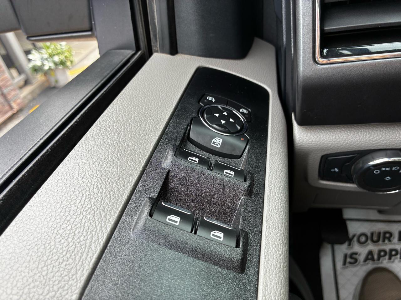 Ford F-250 SD XL Crew Cab 4WD 2022