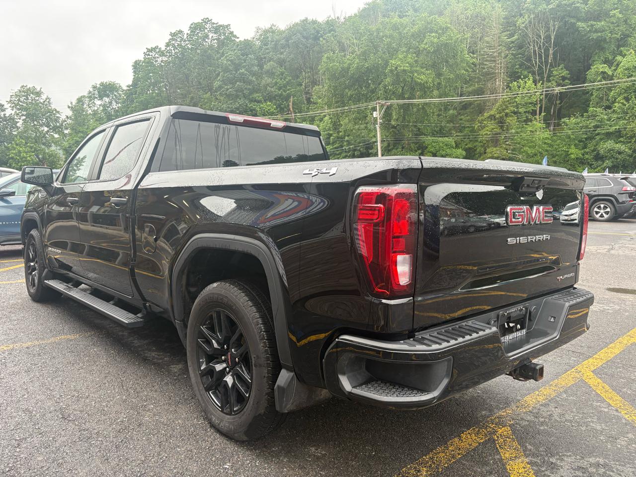 GMC Sierra 1500 Pro Crew Cab Short Box 4WD 2023