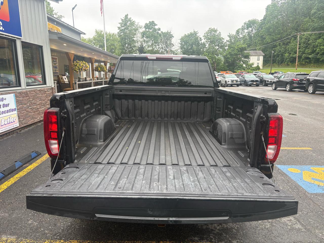 GMC Sierra 1500 Pro Crew Cab Short Box 4WD 2023