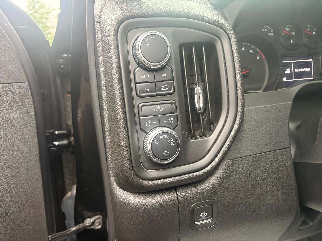 GMC Sierra 1500 Pro Crew Cab Short Box 4WD 2023