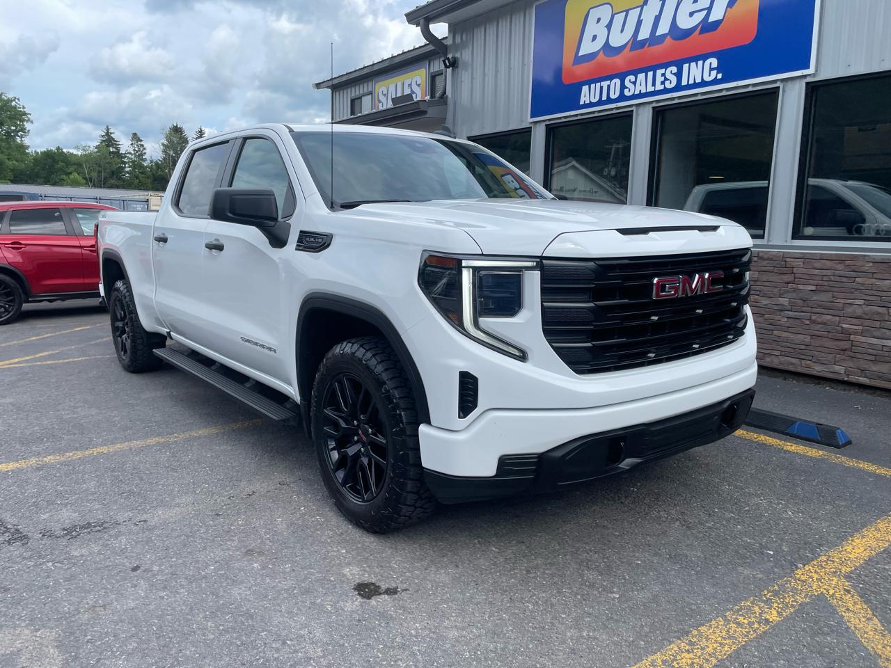 GMC Sierra 1500 Pro Crew Cab Short Box 4WD 2024