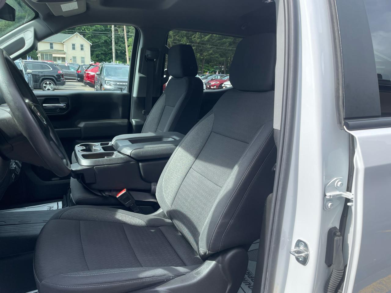 GMC Sierra 1500 Pro Crew Cab Short Box 4WD 2024