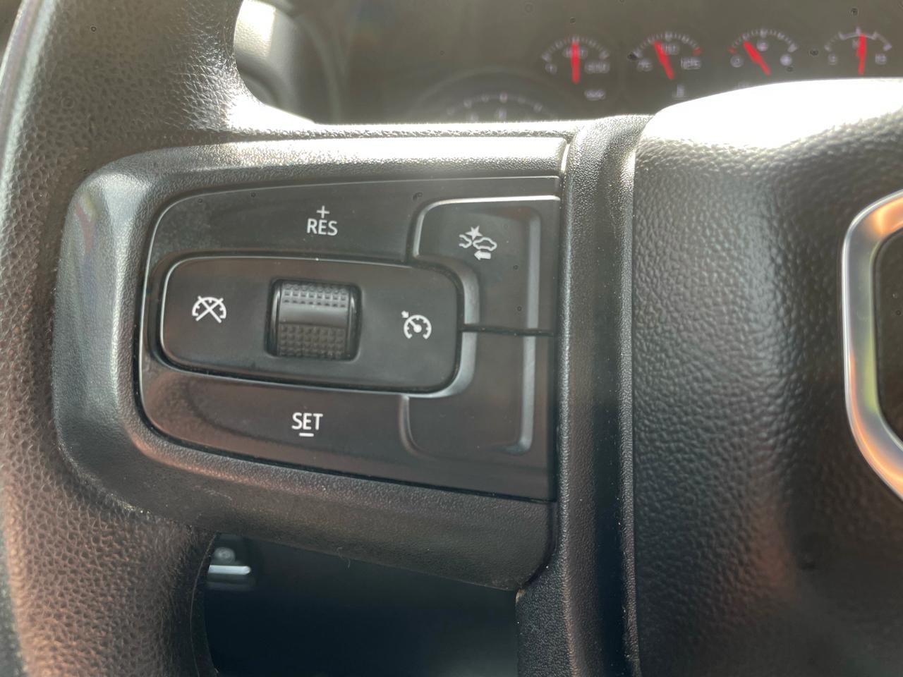 GMC Sierra 1500 Pro Crew Cab Short Box 4WD 2024