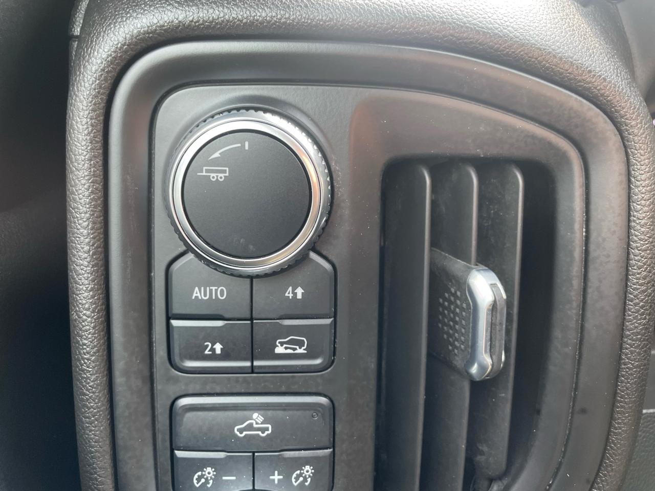GMC Sierra 1500 Pro Crew Cab Short Box 4WD 2024