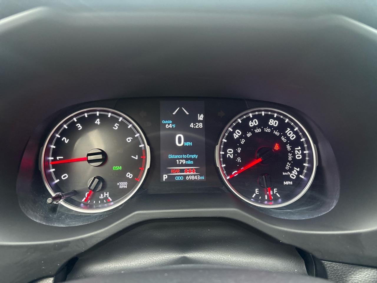 Toyota RAV4 XLE Premium AWD 2019