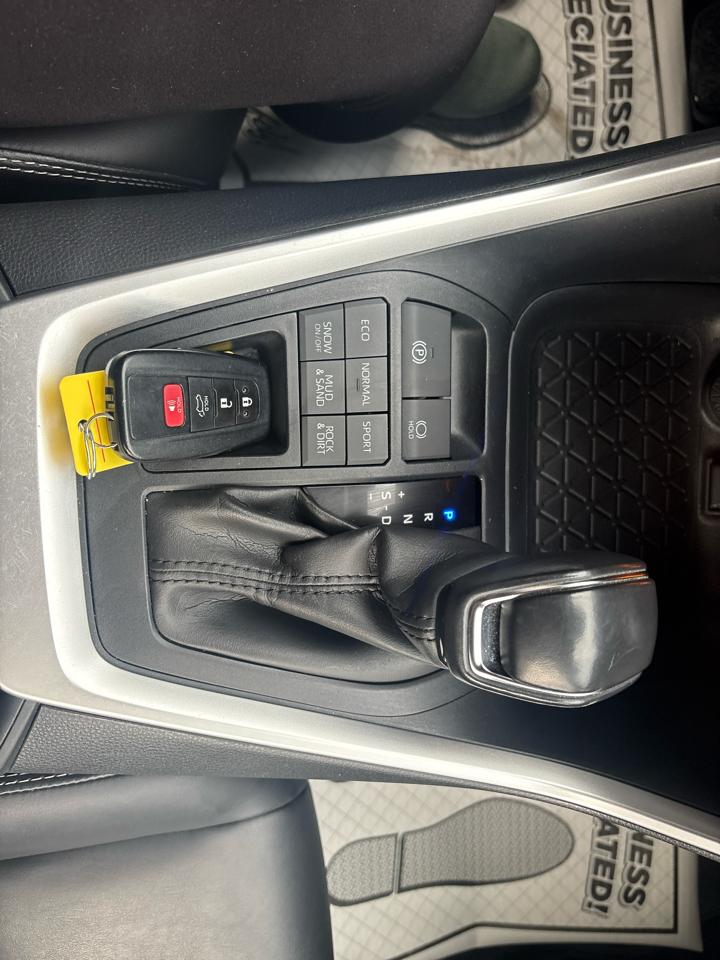 Toyota RAV4 XLE Premium AWD 2019