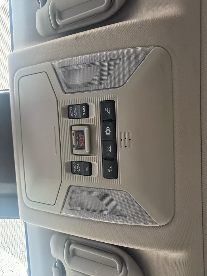 Toyota RAV4 XLE Premium AWD 2019