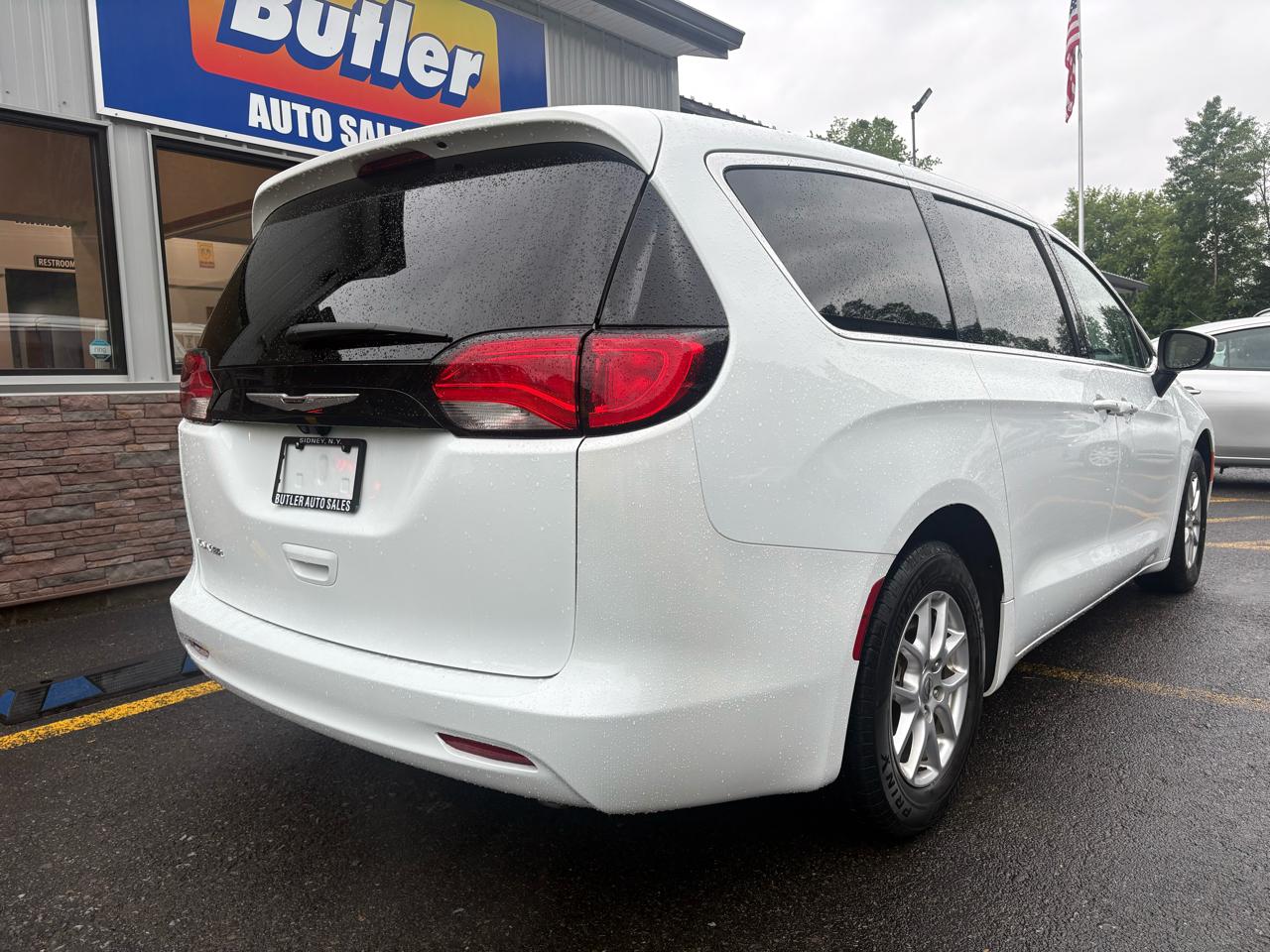 Chrysler Voyager LX 2023