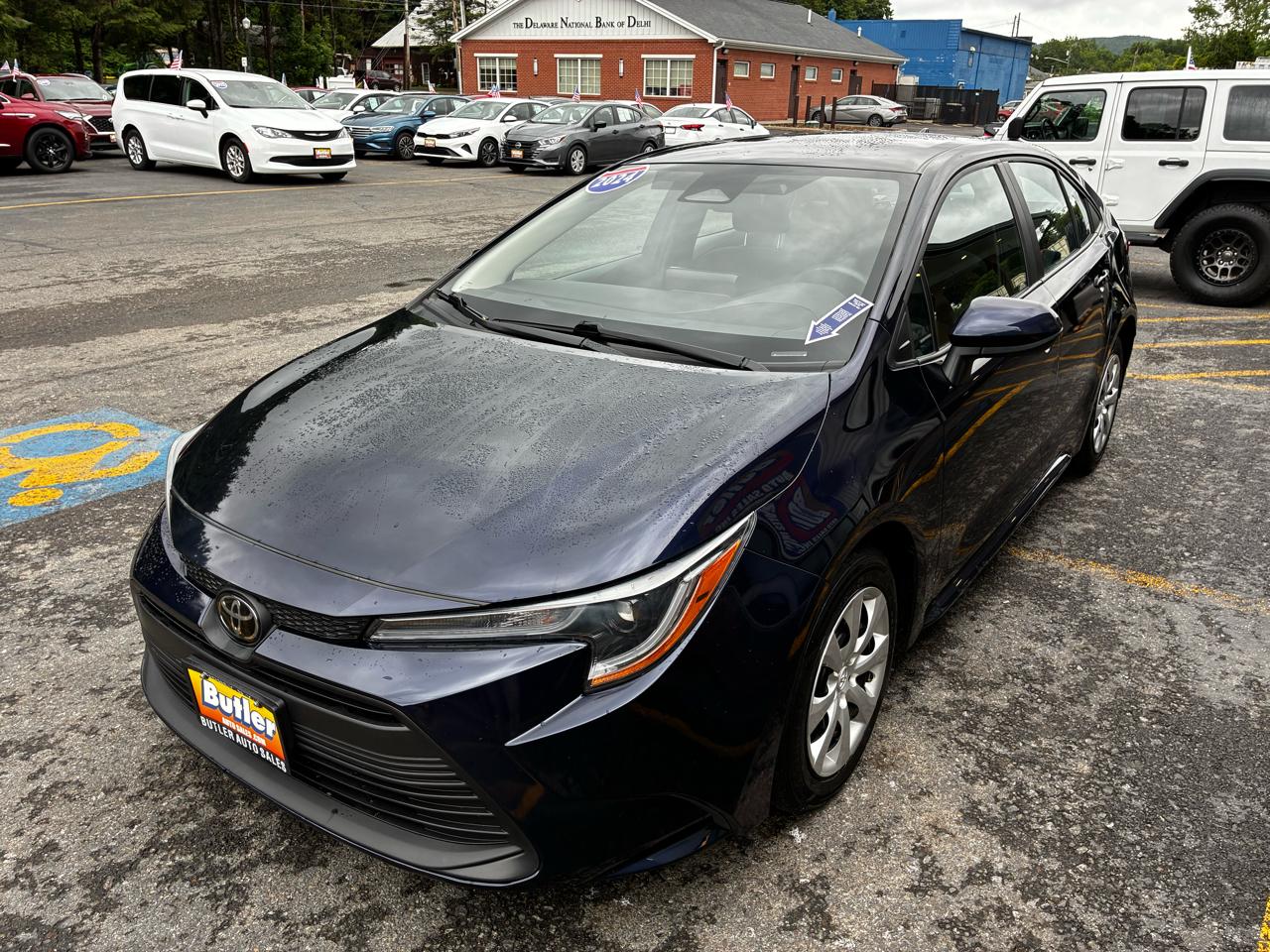 Toyota Corolla LE 2024