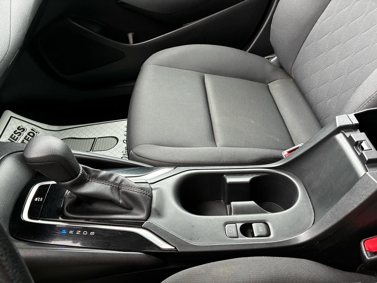 Toyota Corolla LE 2024