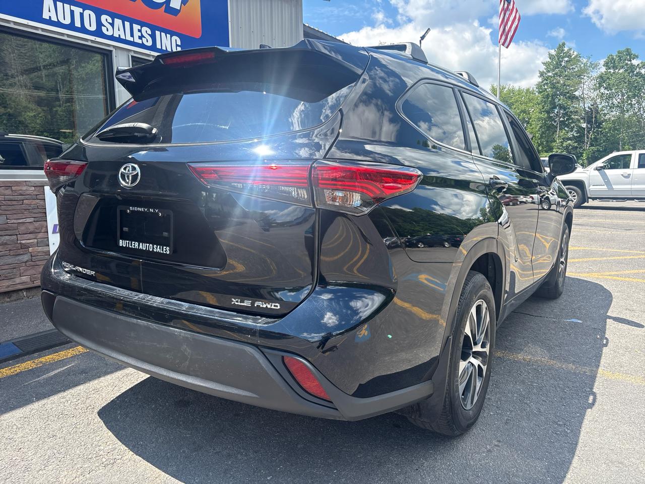Toyota Highlander XLE 2023