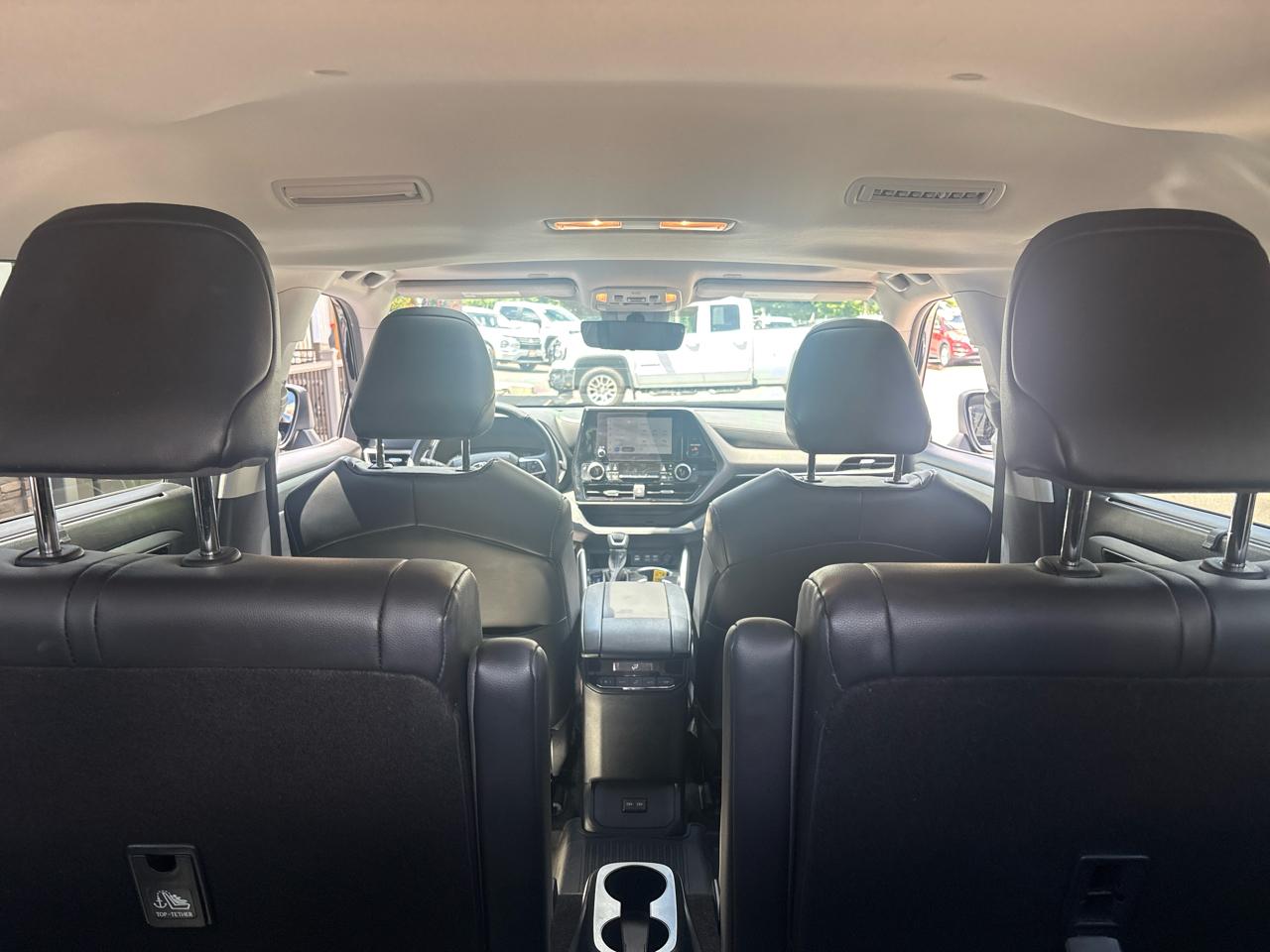 Toyota Highlander XLE 2023