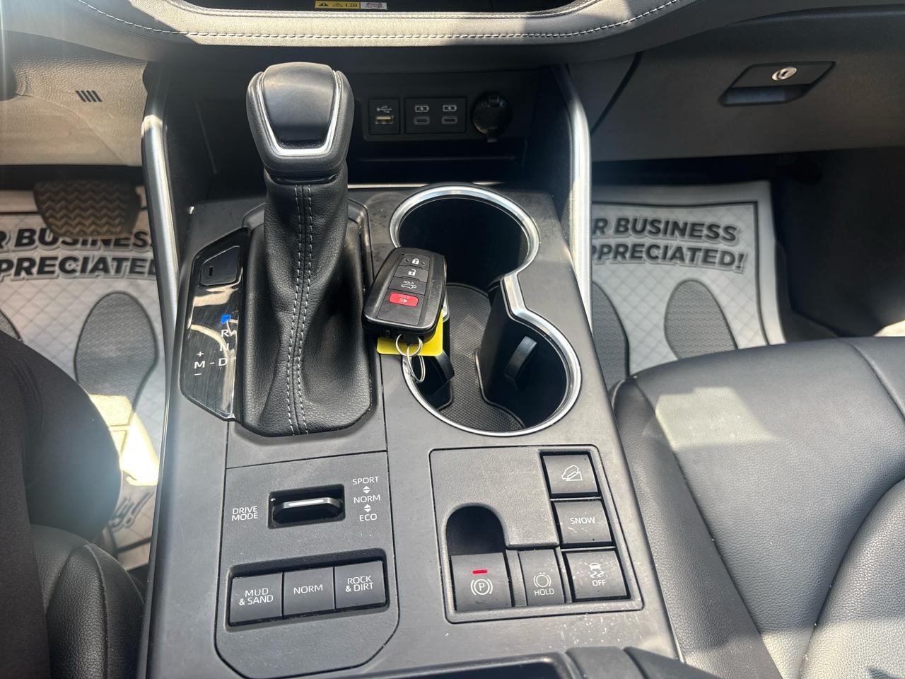 Toyota Highlander XLE 2023