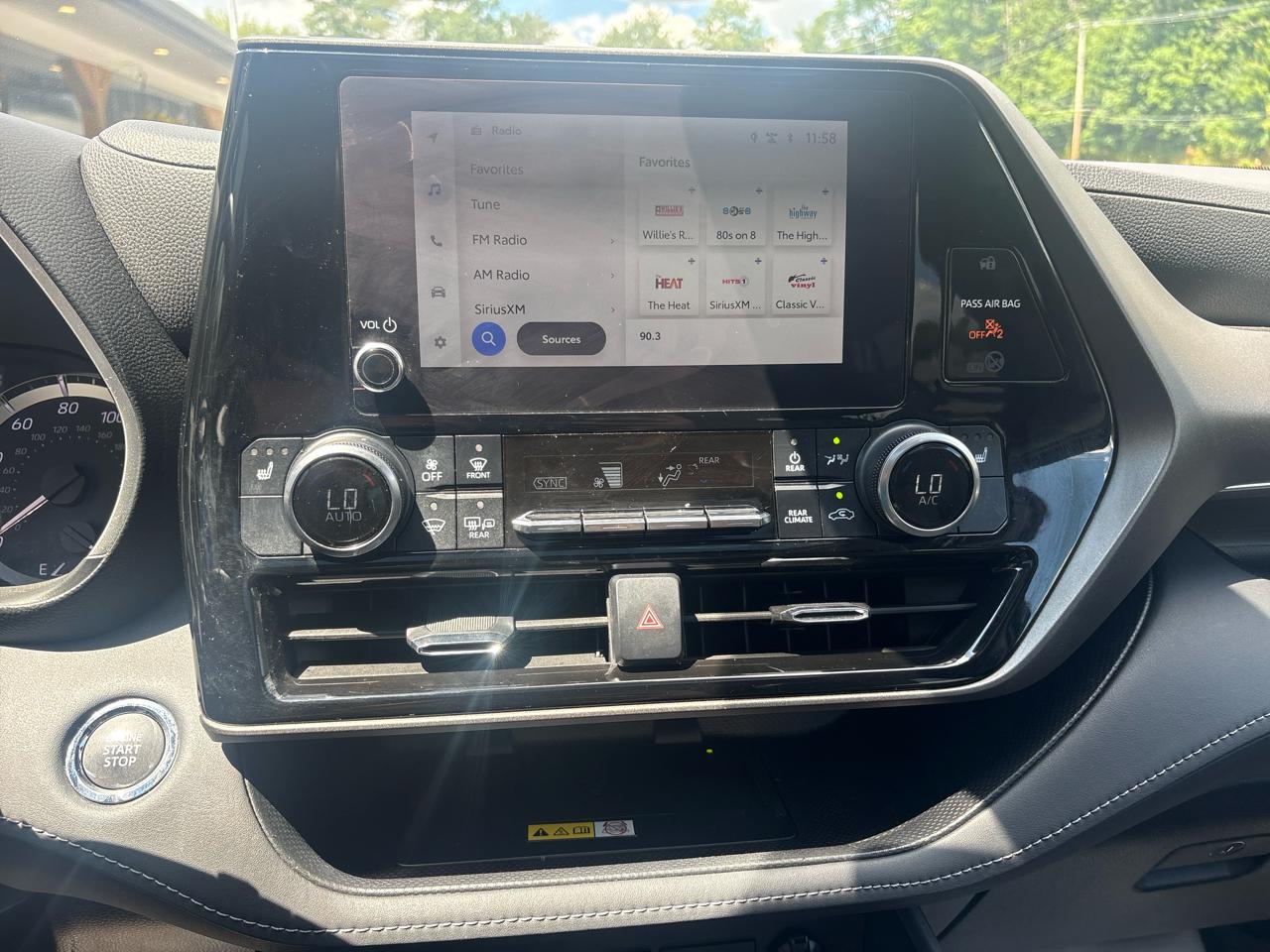 Toyota Highlander XLE 2023