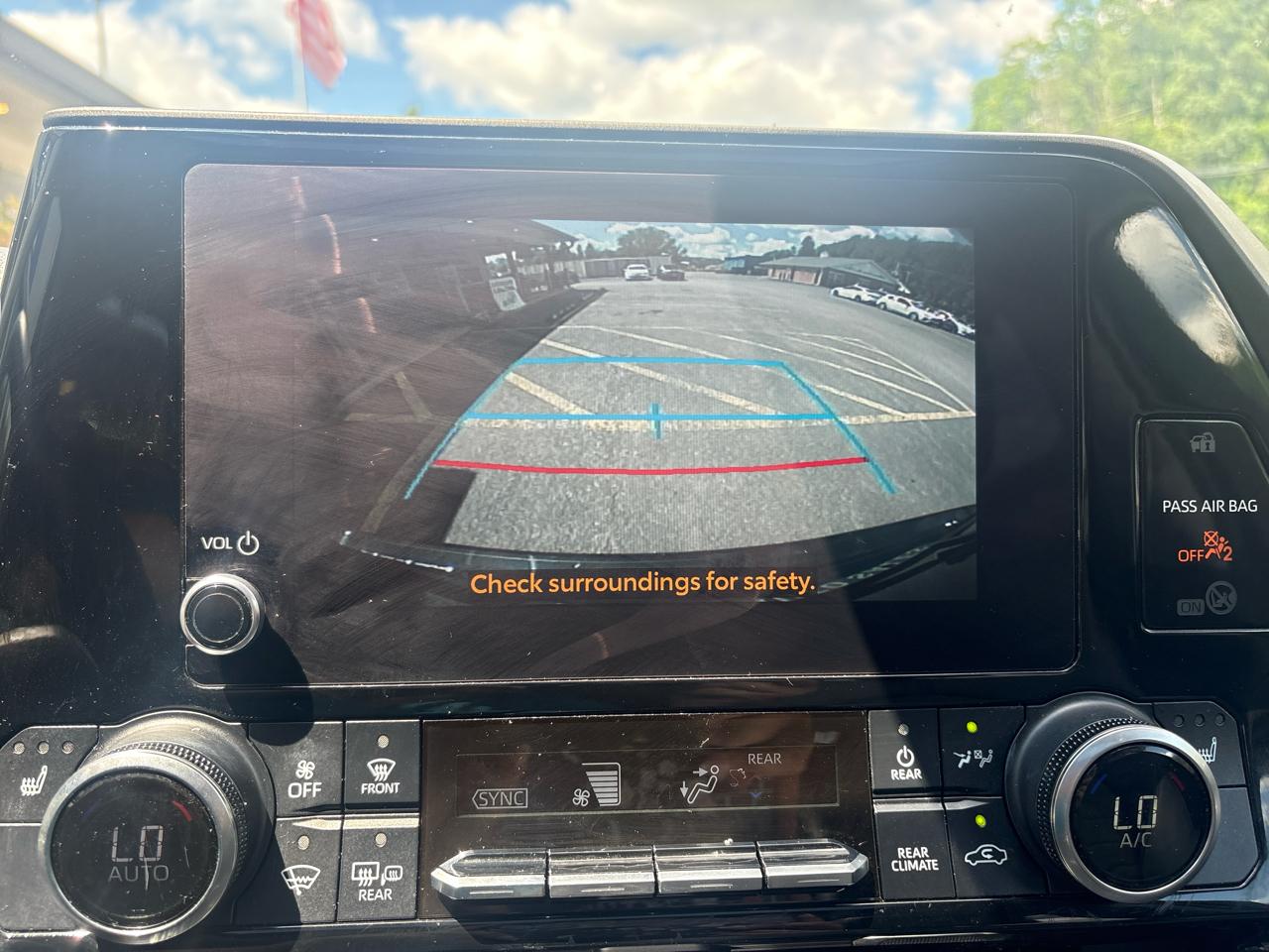 Toyota Highlander XLE 2023