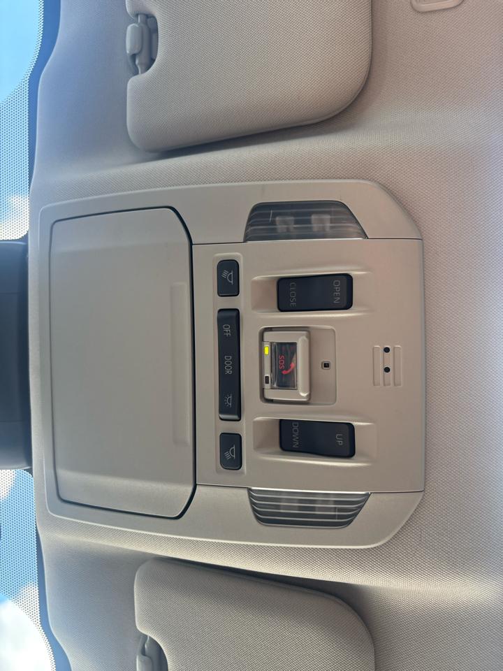 Toyota Highlander XLE 2023