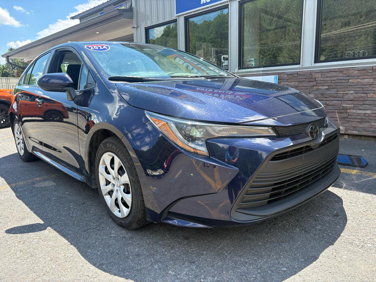 Toyota Corolla LE 2024