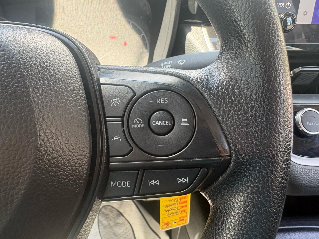 Toyota Corolla LE 2024