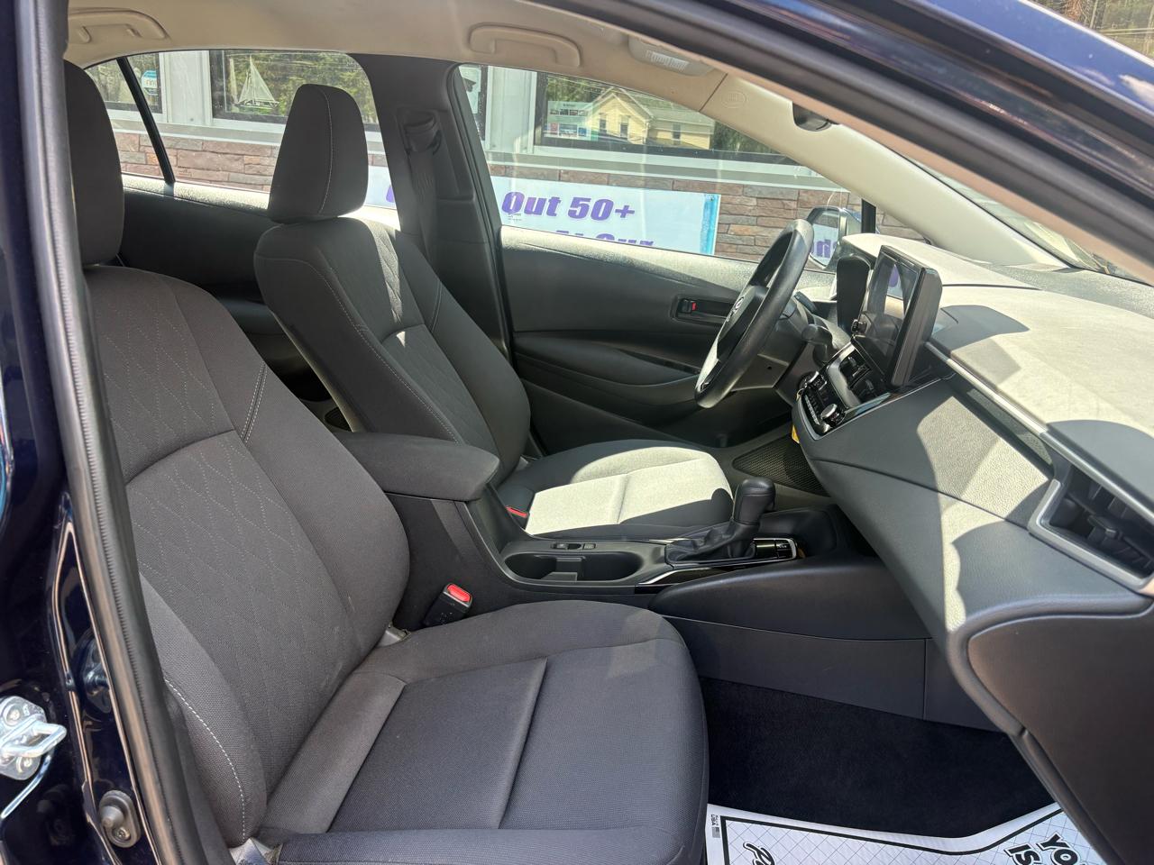 Toyota Corolla LE 2024