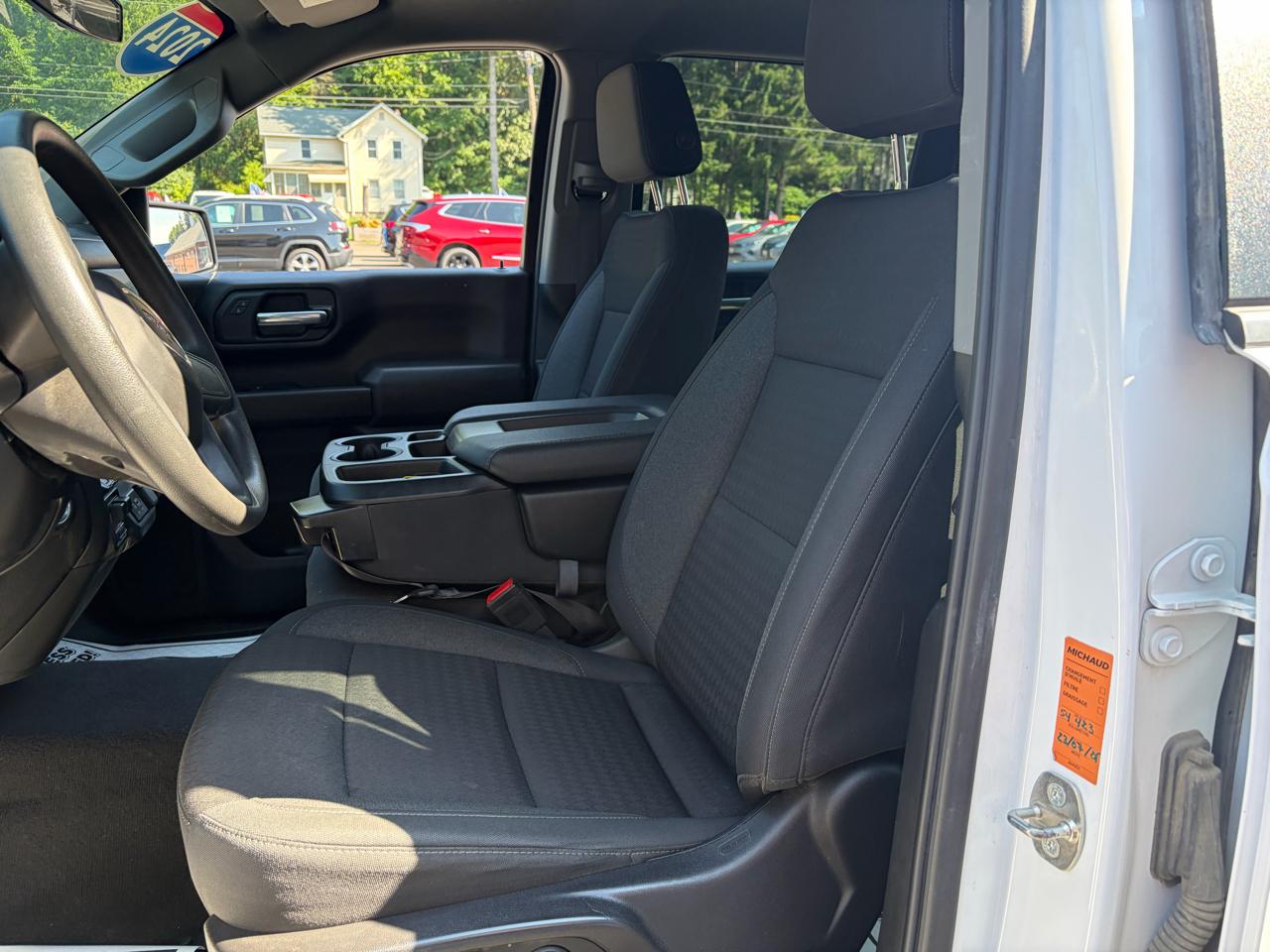 GMC Sierra 1500 Pro Crew Cab Short Box 4WD 2024