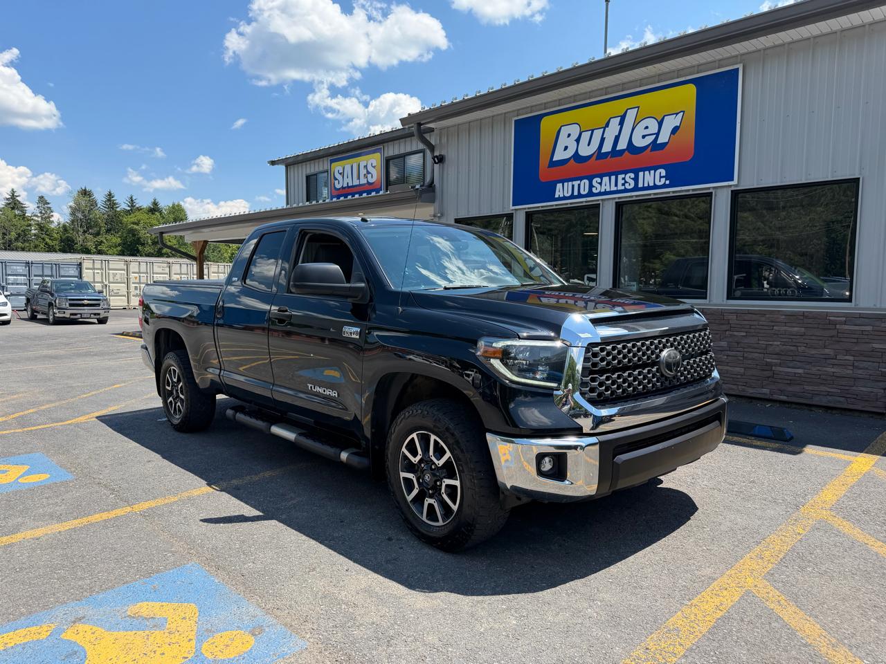 Toyota Tundra SR5 5.7L V8 Double Cab 4WD 2019