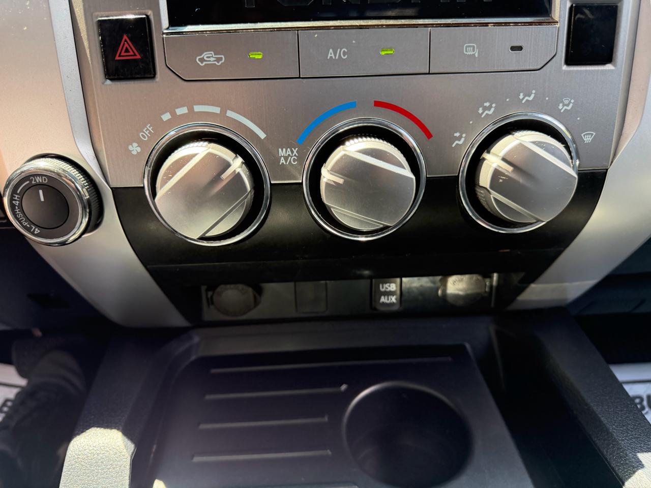 Toyota Tundra SR5 5.7L V8 Double Cab 4WD 2019