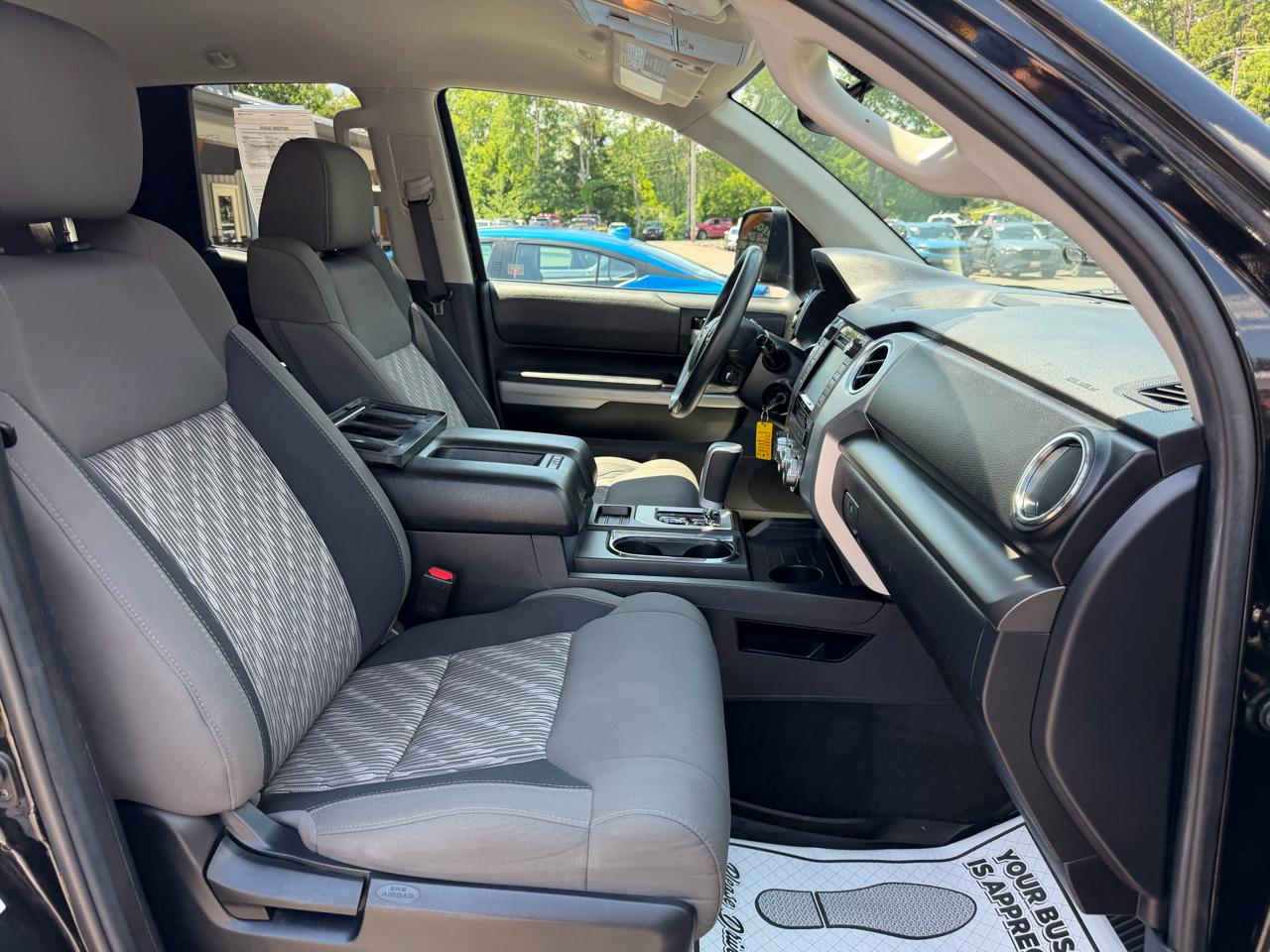 Toyota Tundra SR5 5.7L V8 Double Cab 4WD 2019