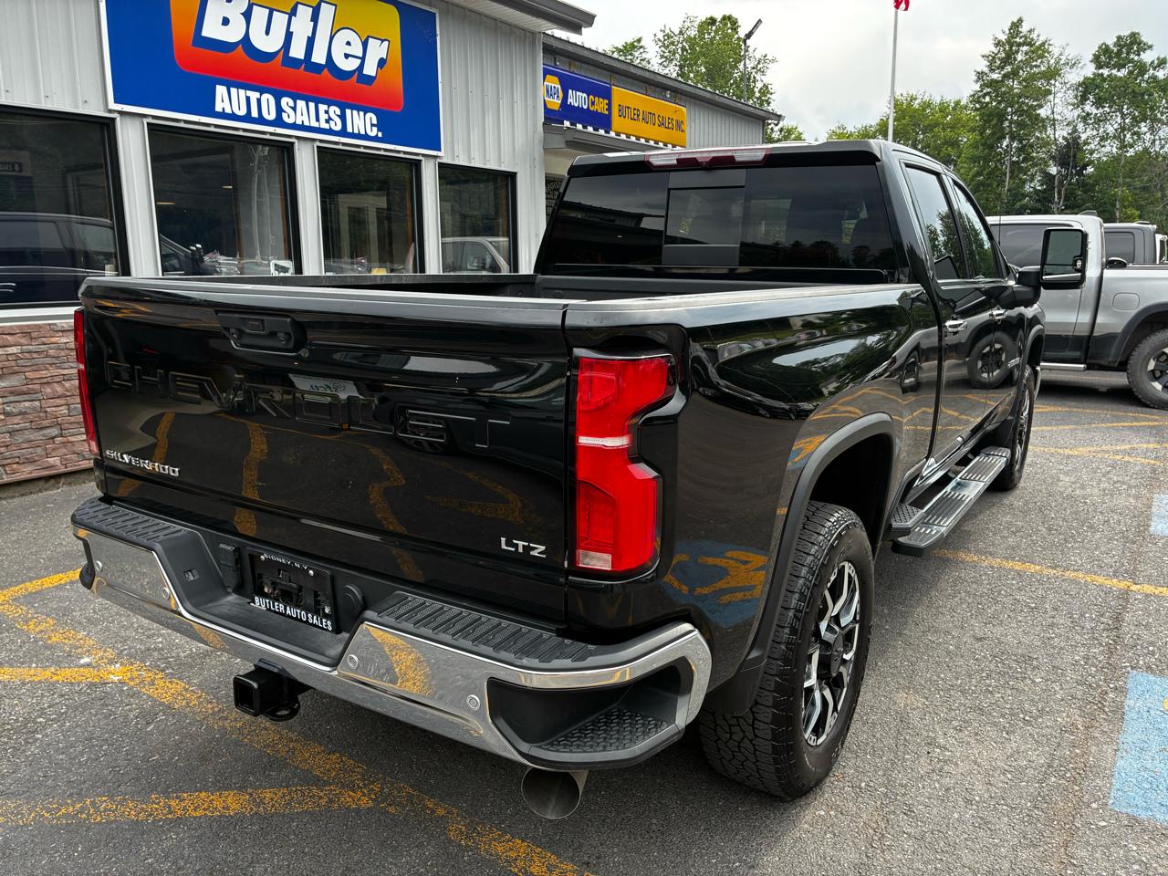 Chevrolet Silverado 2500HD LTZ Crew Cab Short Box 4WD 2024