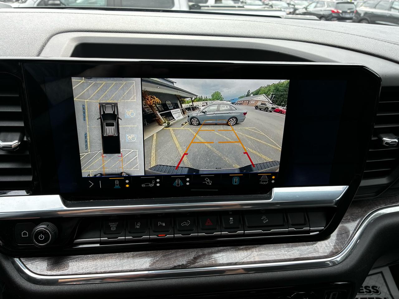 Chevrolet Silverado 2500HD LTZ Crew Cab Short Box 4WD 2024