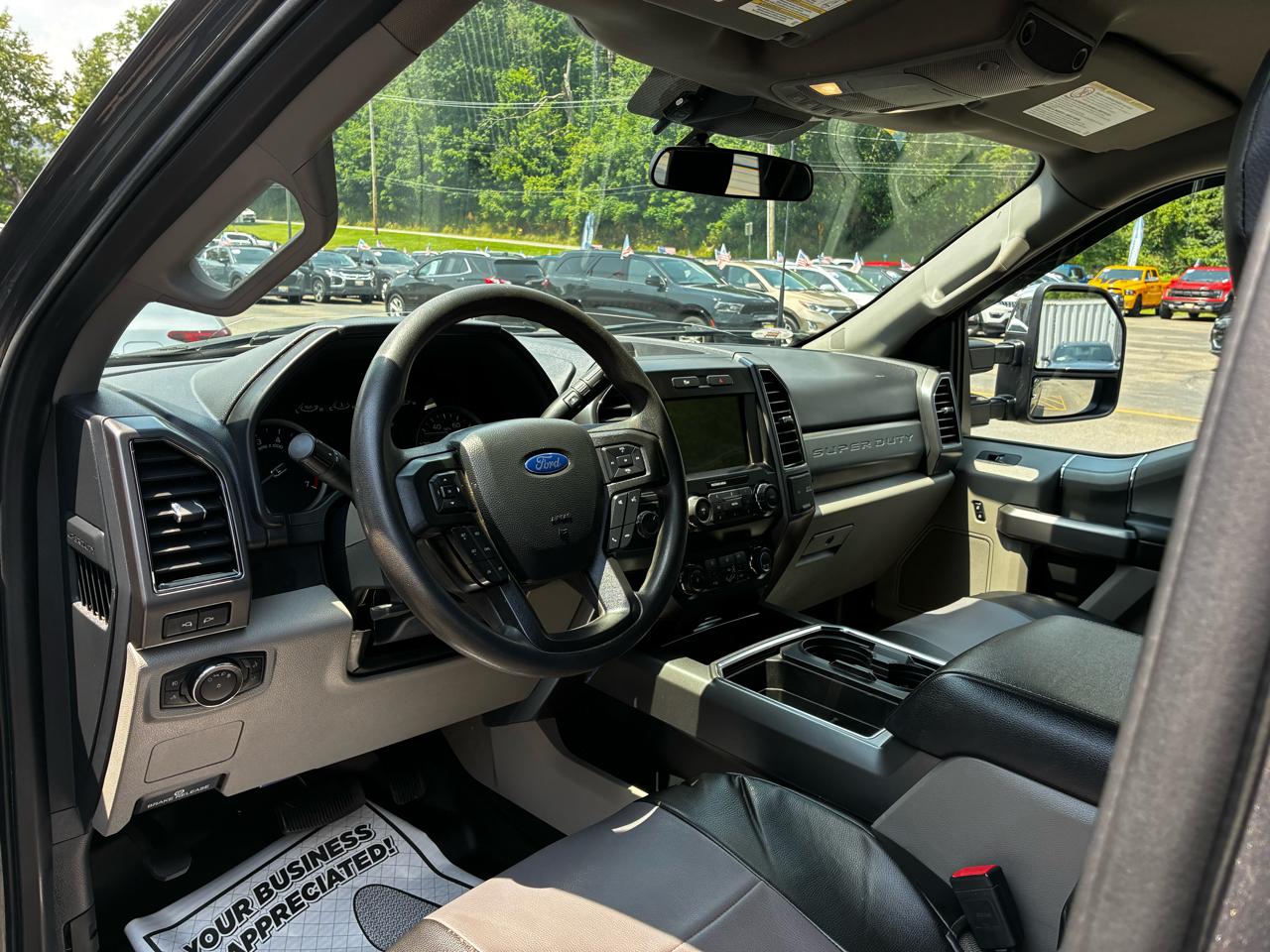 Ford F-250 SD XL Crew Cab 4WD 2022