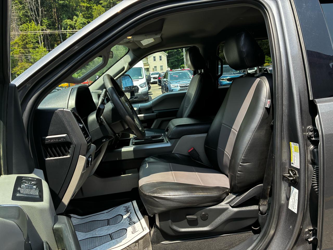 Ford F-250 SD XL Crew Cab 4WD 2022