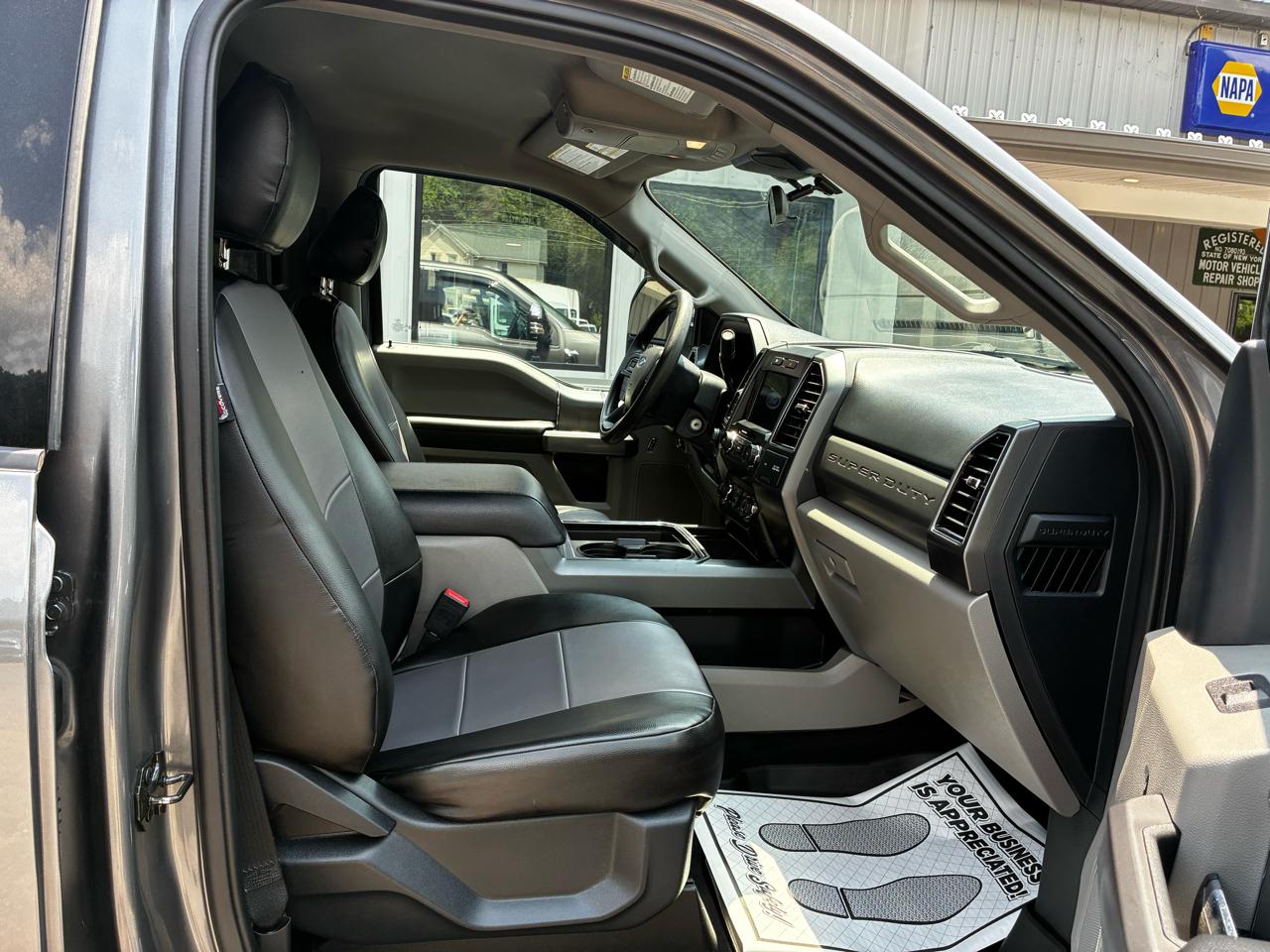 Ford F-250 SD XL Crew Cab 4WD 2022