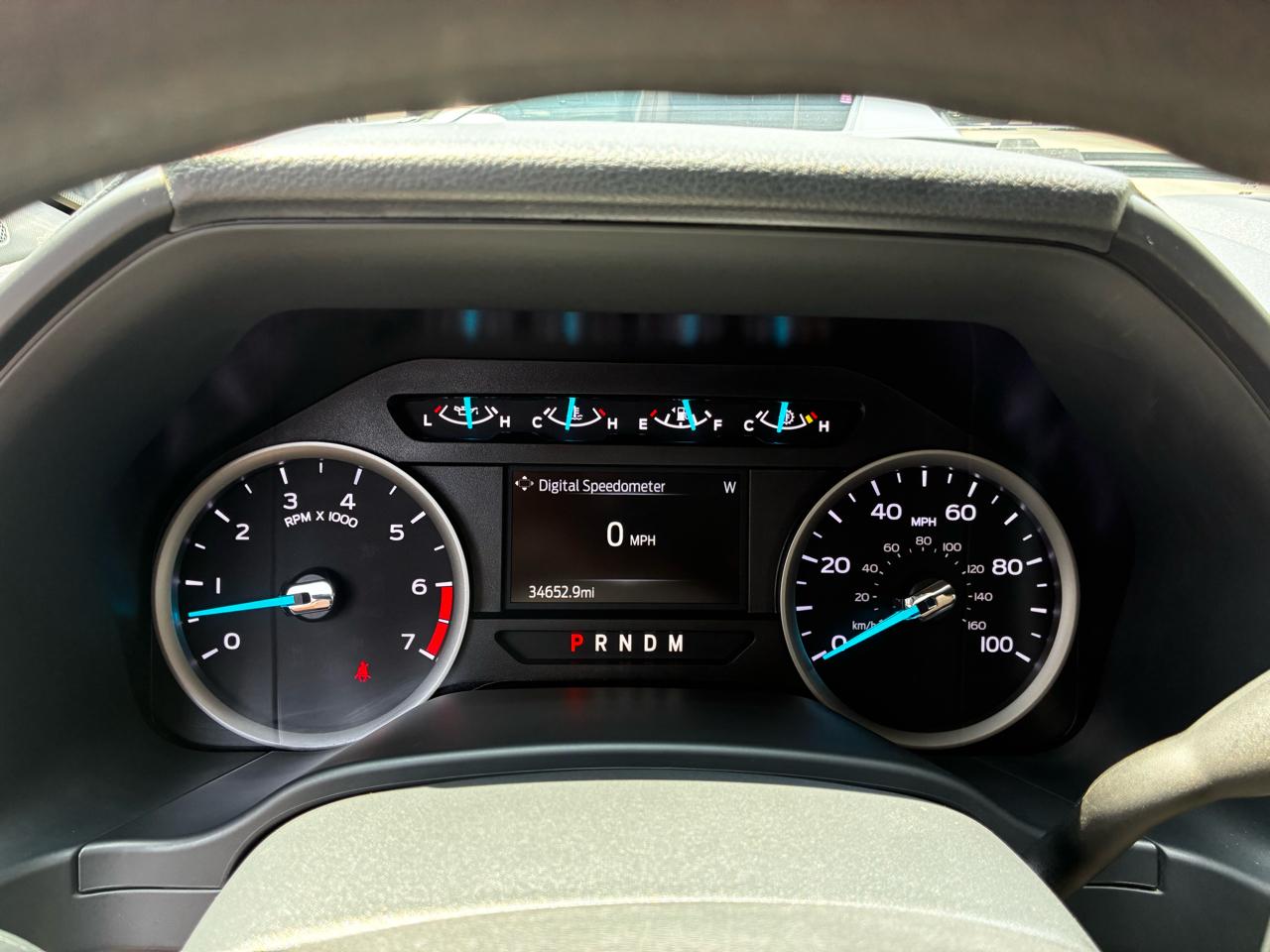 Ford F-250 SD XL Crew Cab 4WD 2022