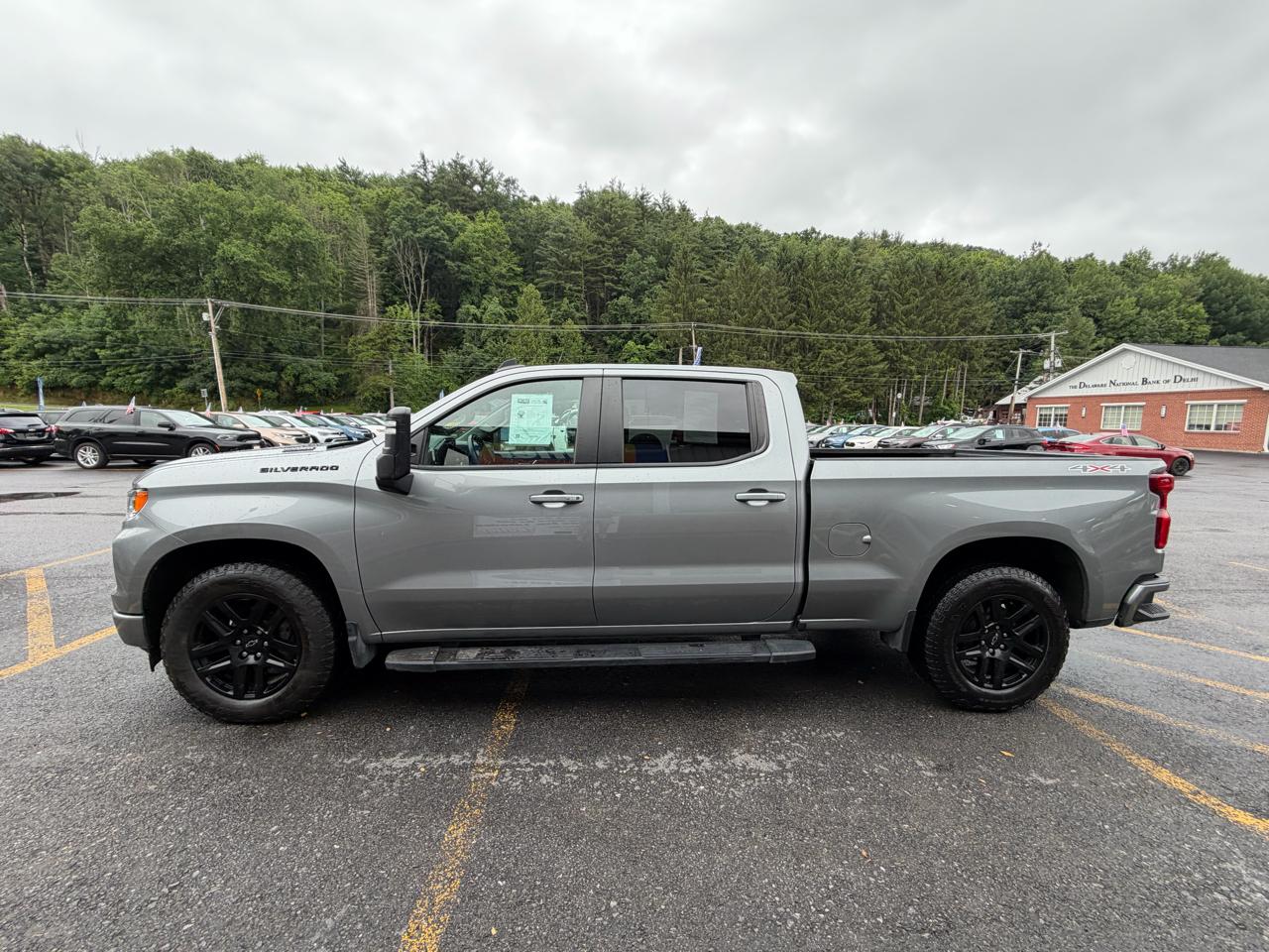 Chevrolet Silverado 1500 RST Crew Cab 4WD 2024