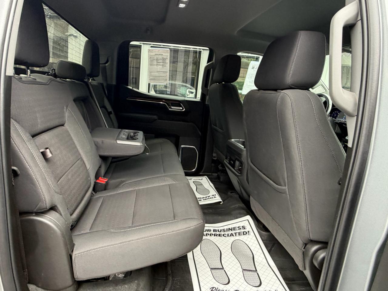 Chevrolet Silverado 1500 RST Crew Cab 4WD 2024