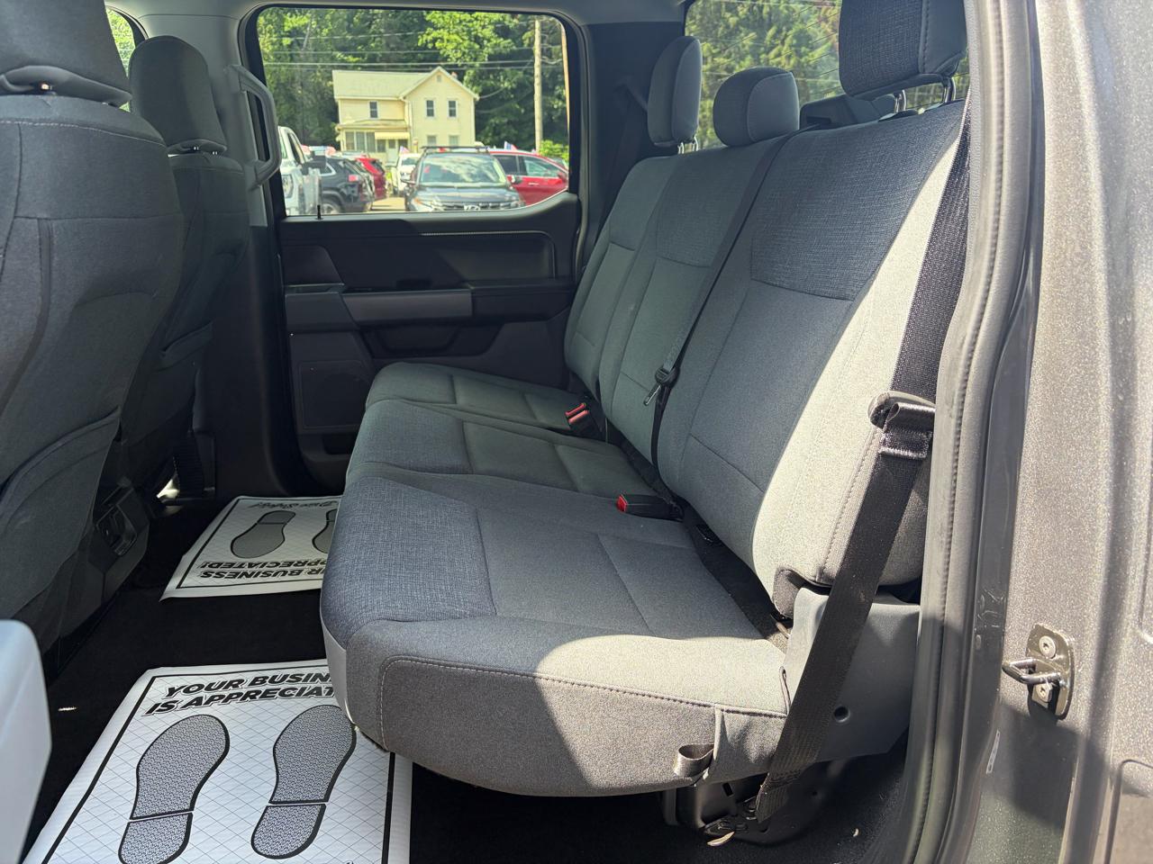 Ford F-150 XLT SuperCrew 4WD 2025