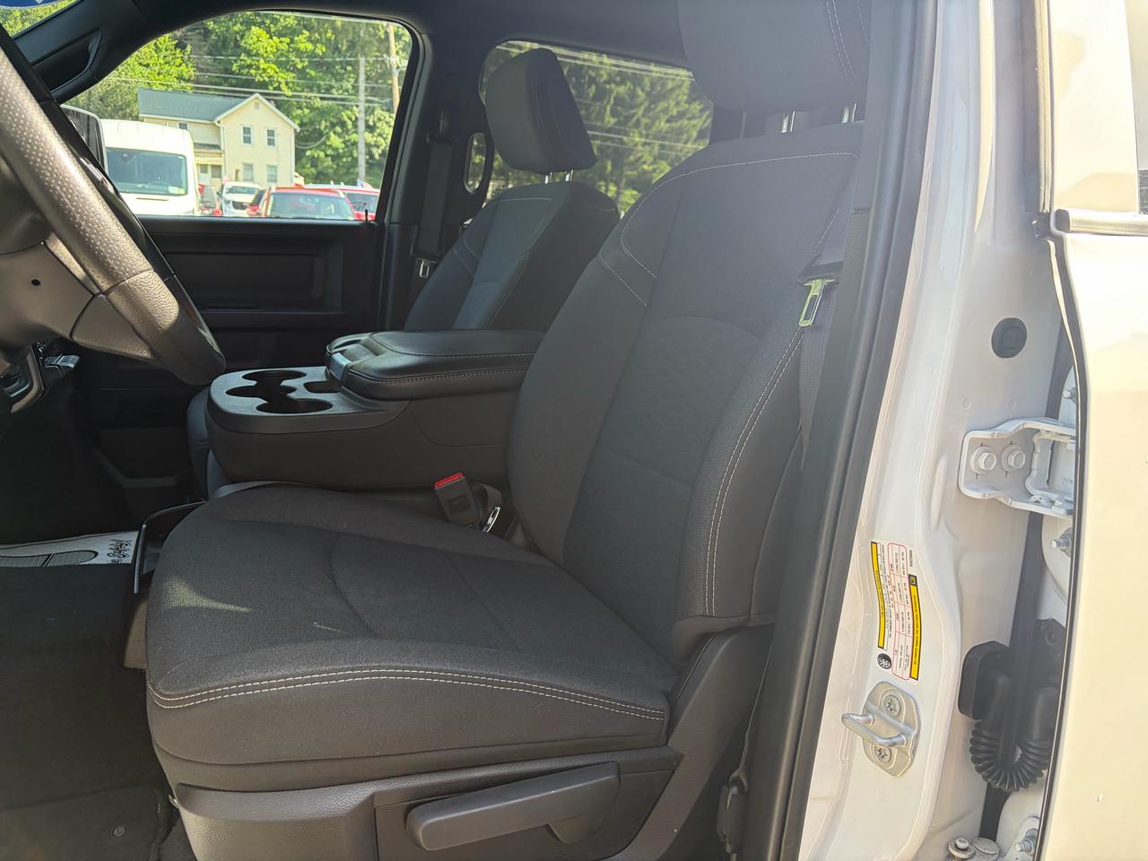 RAM 2500 Tradesman Crew Cab SWB 4WD 2025