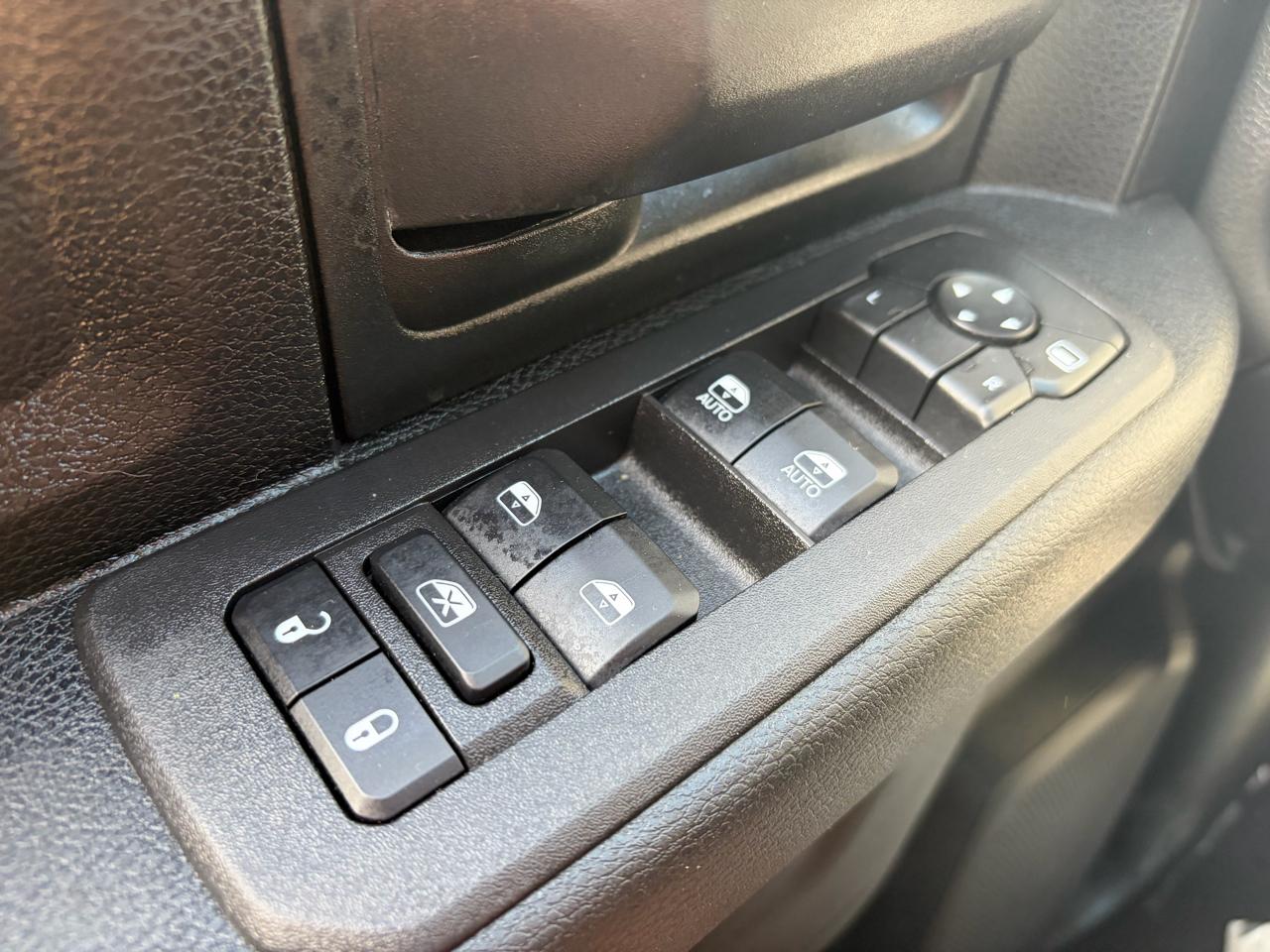 RAM 2500 Tradesman Crew Cab SWB 4WD 2025