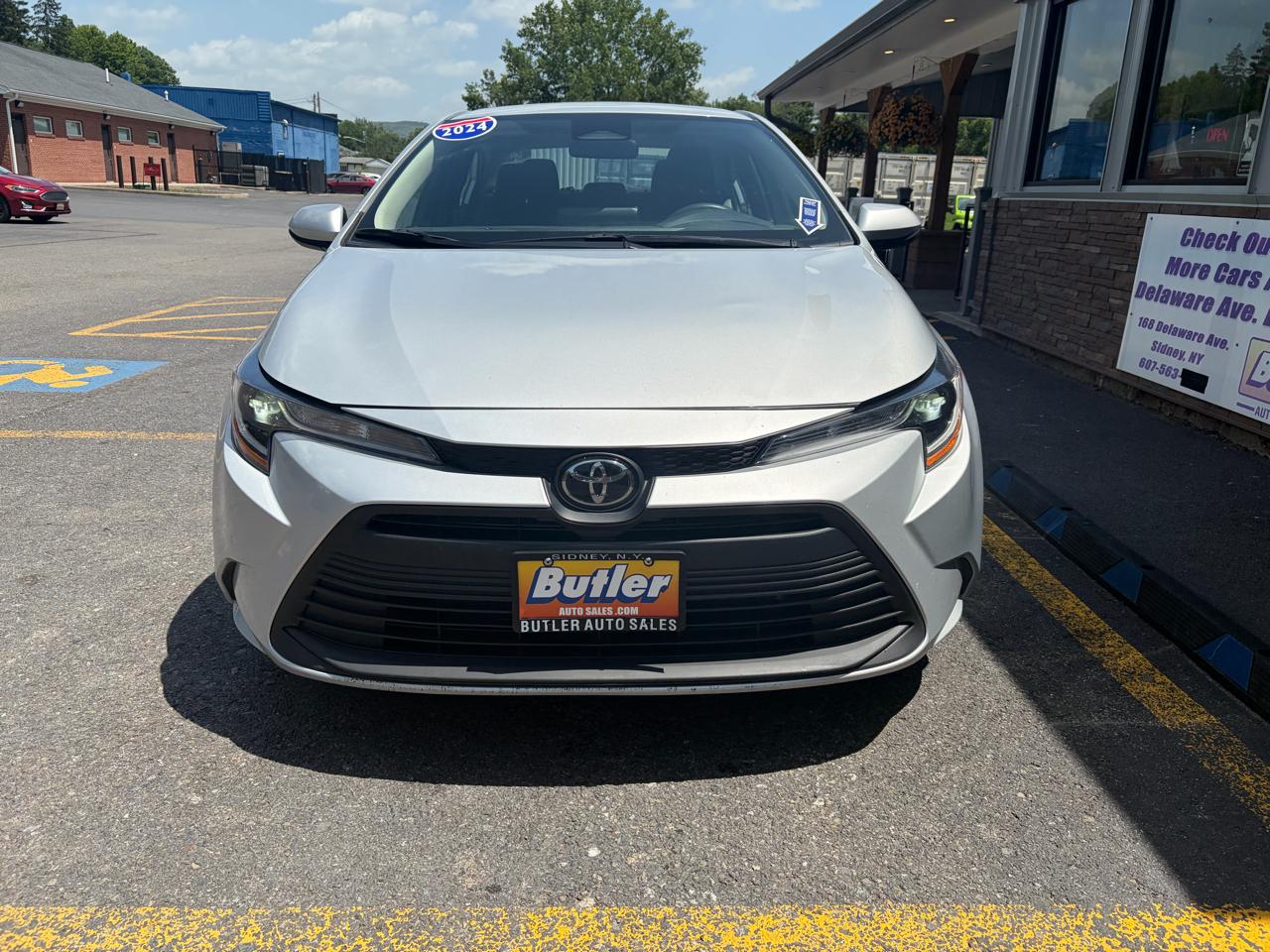 Toyota Corolla LE 2024