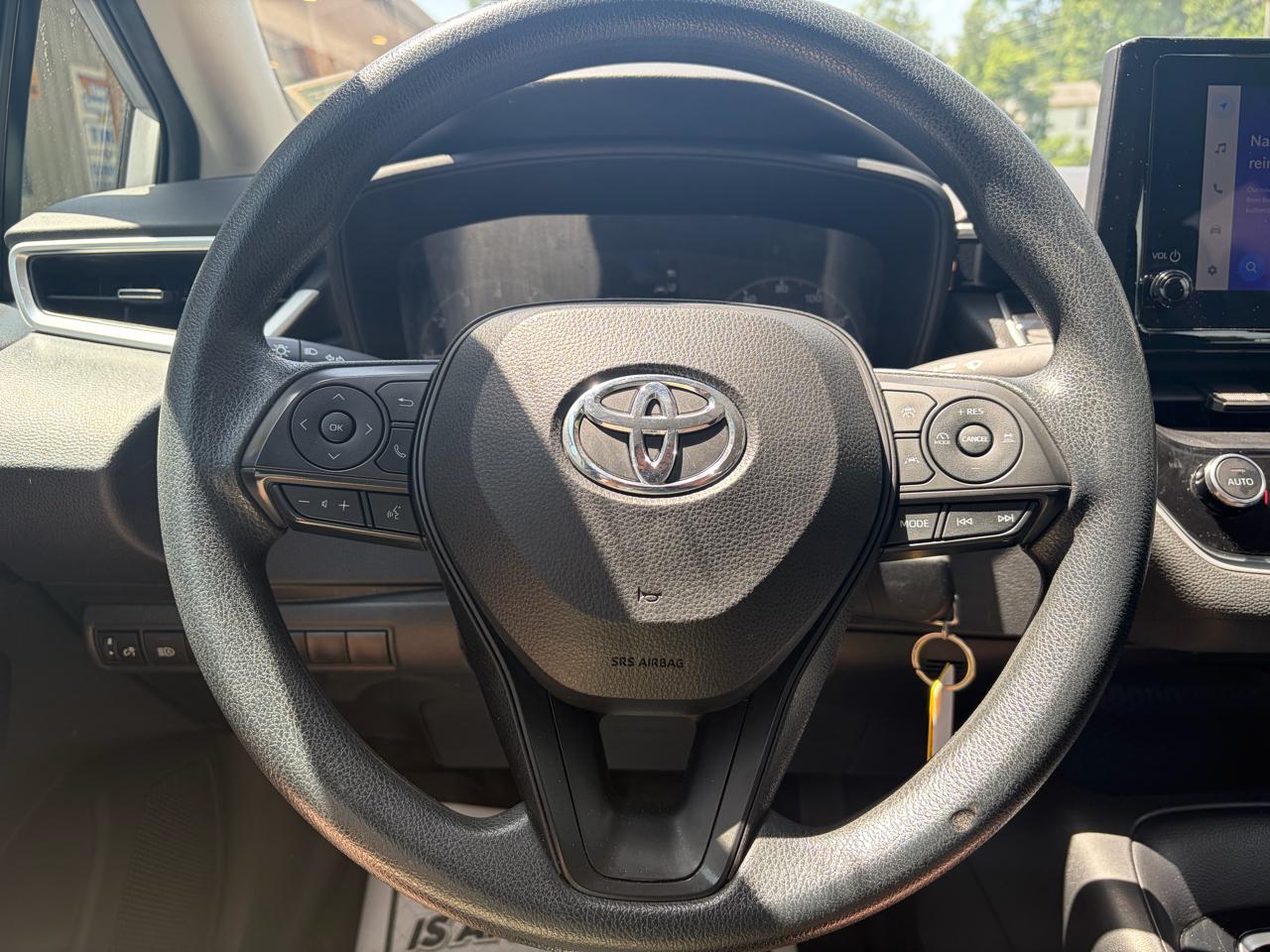 Toyota Corolla LE 2024