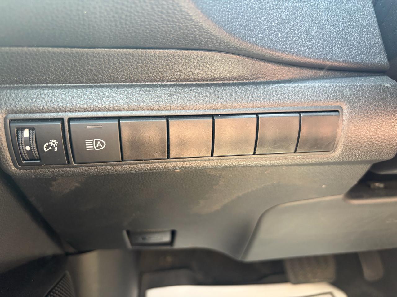 Toyota Corolla LE 2024