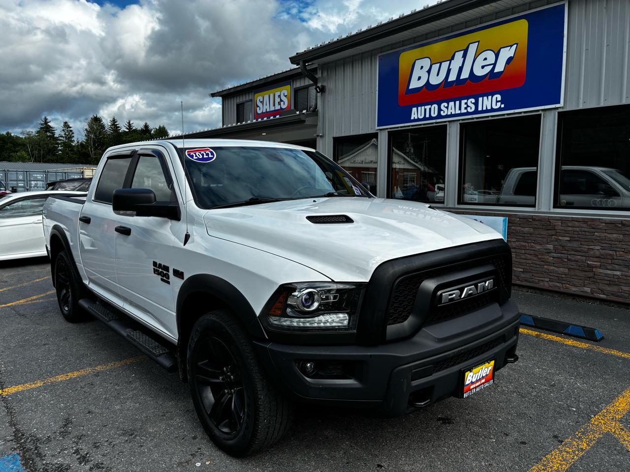 RAM 1500 Classic Tradesman Crew Cab SWB 4WD 2022