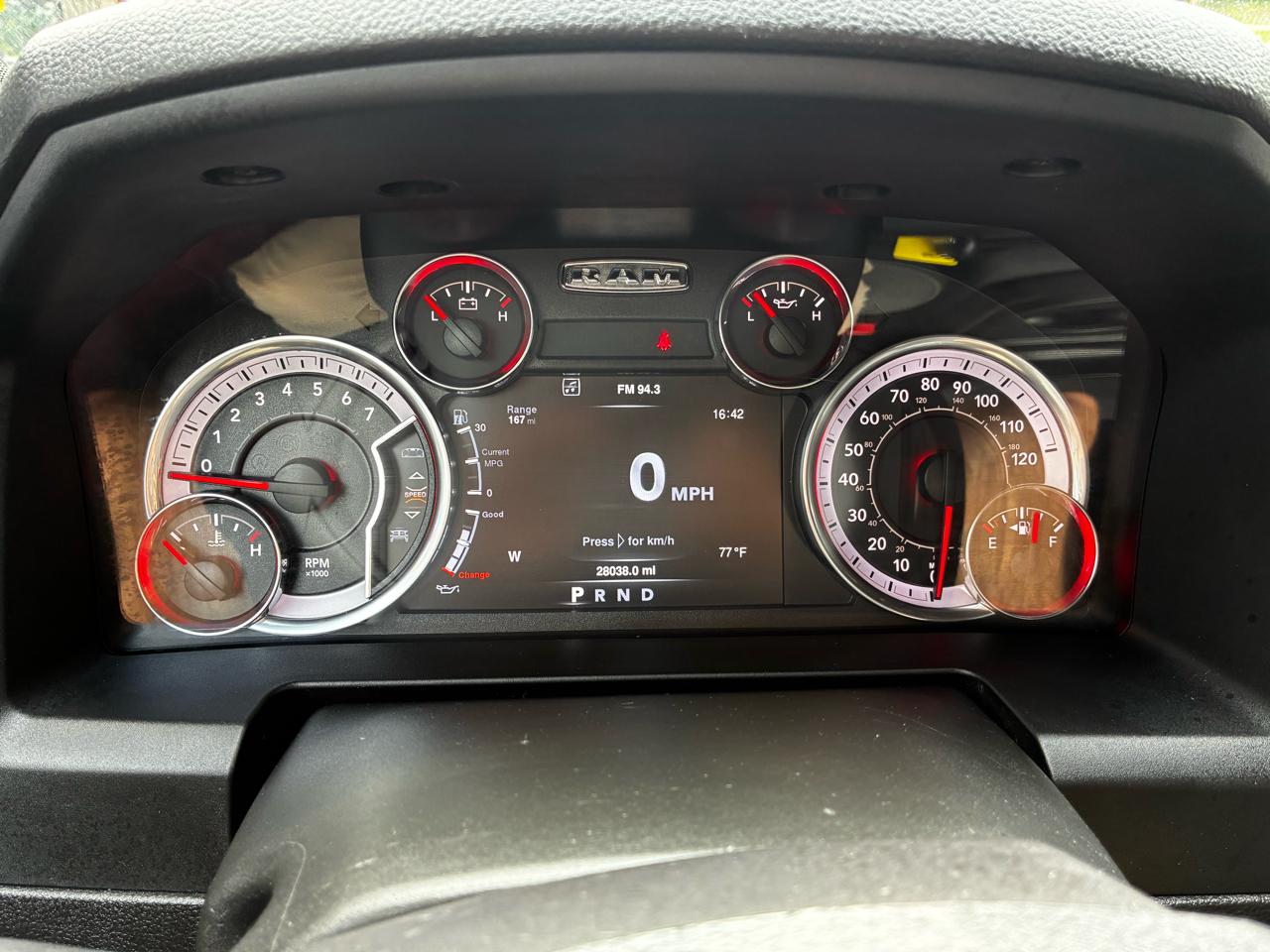 RAM 1500 Classic Tradesman Crew Cab SWB 4WD 2022