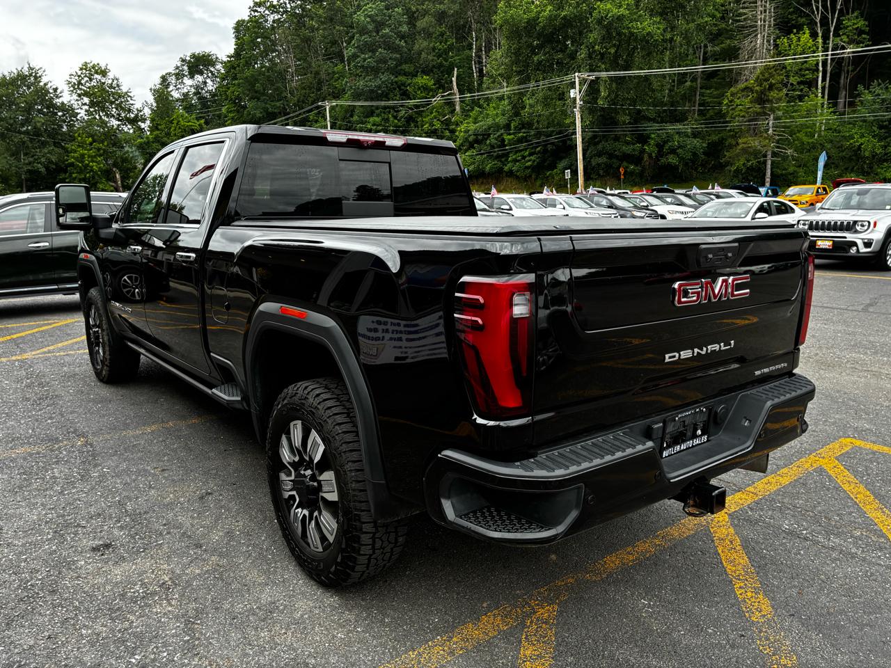 GMC Sierra 2500HD Denali Crew Cab 4WD SB 2024