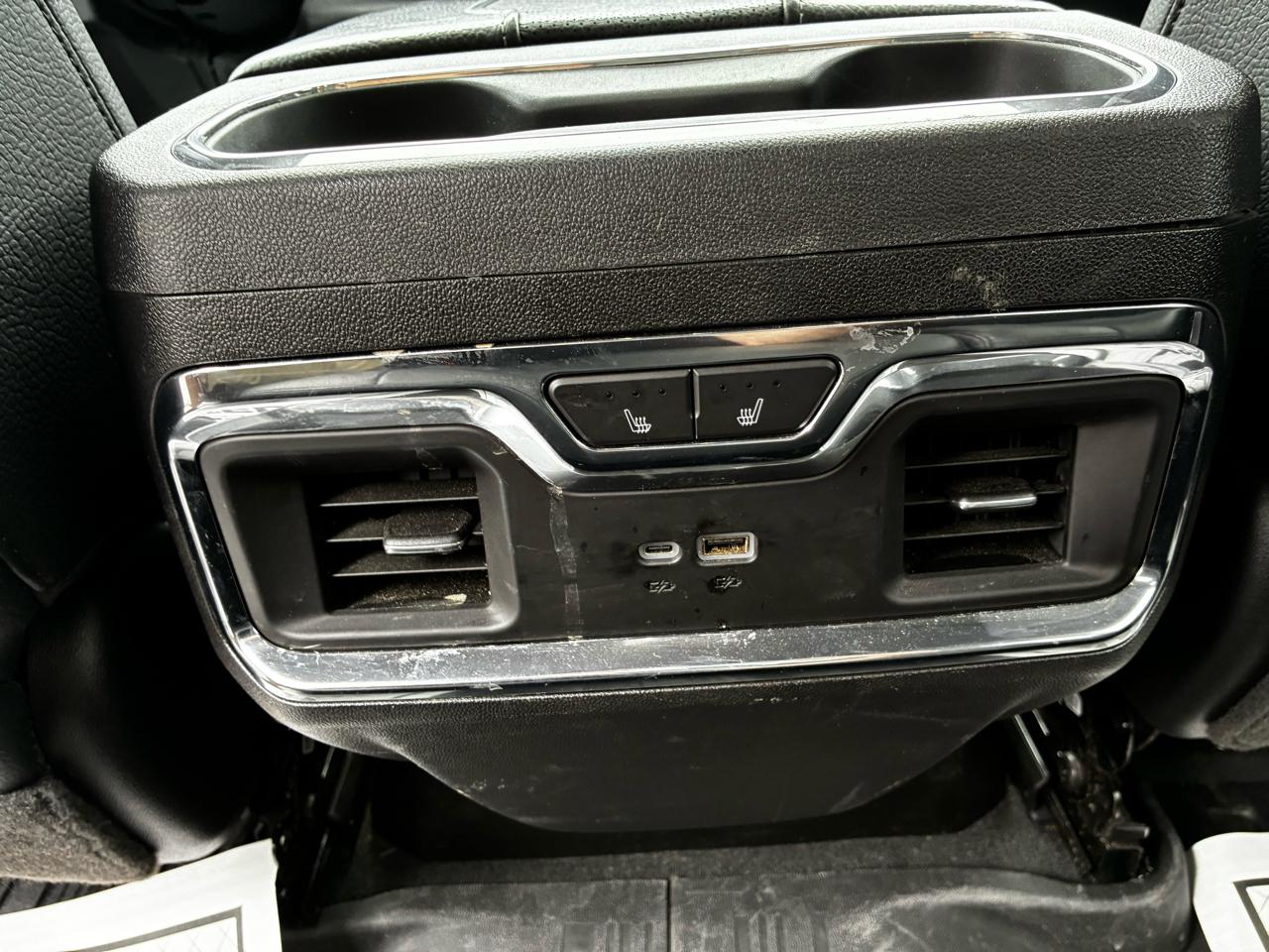 GMC Sierra 2500HD Denali Crew Cab 4WD SB 2024