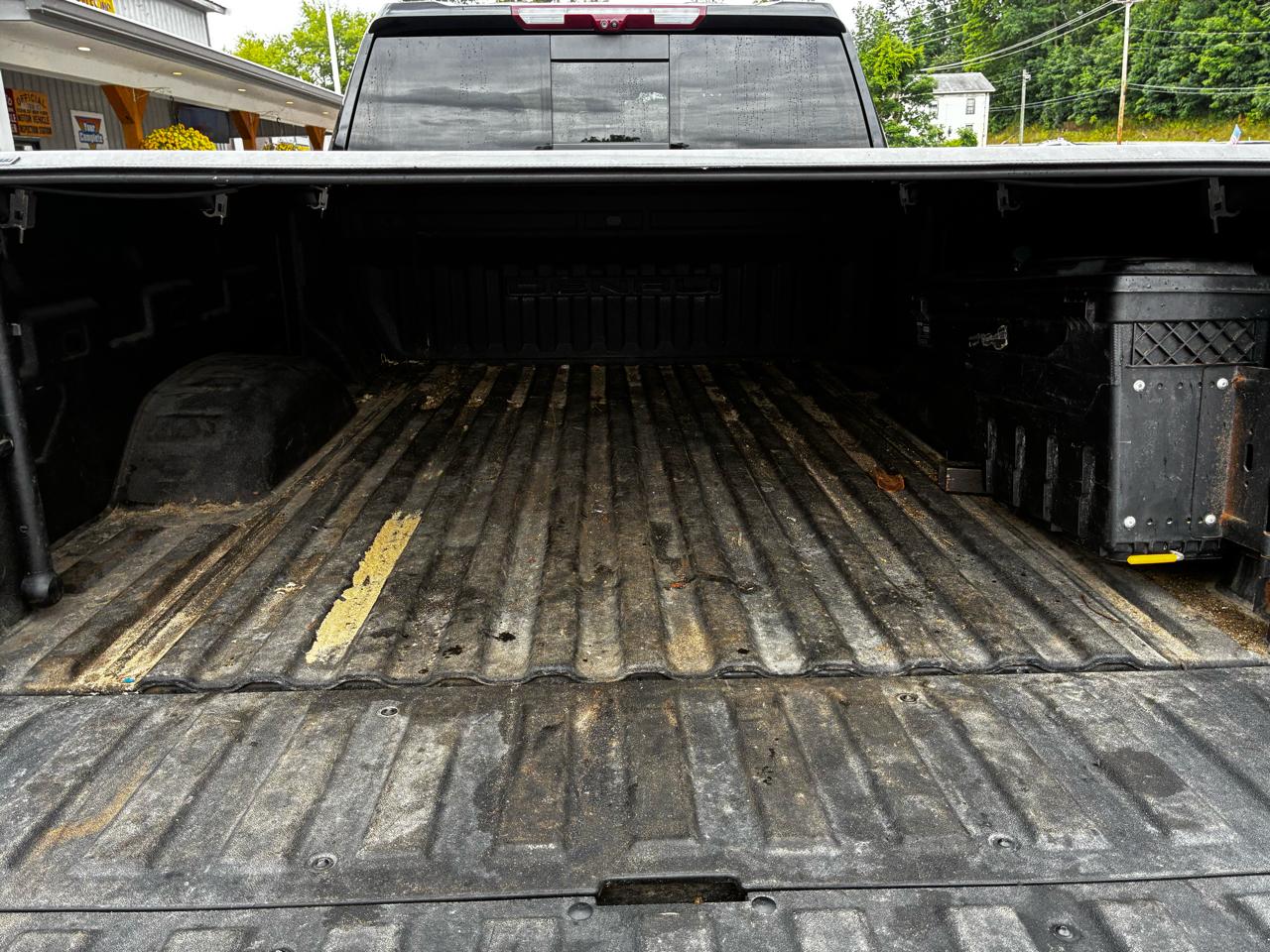 GMC Sierra 2500HD Denali Crew Cab 4WD SB 2024