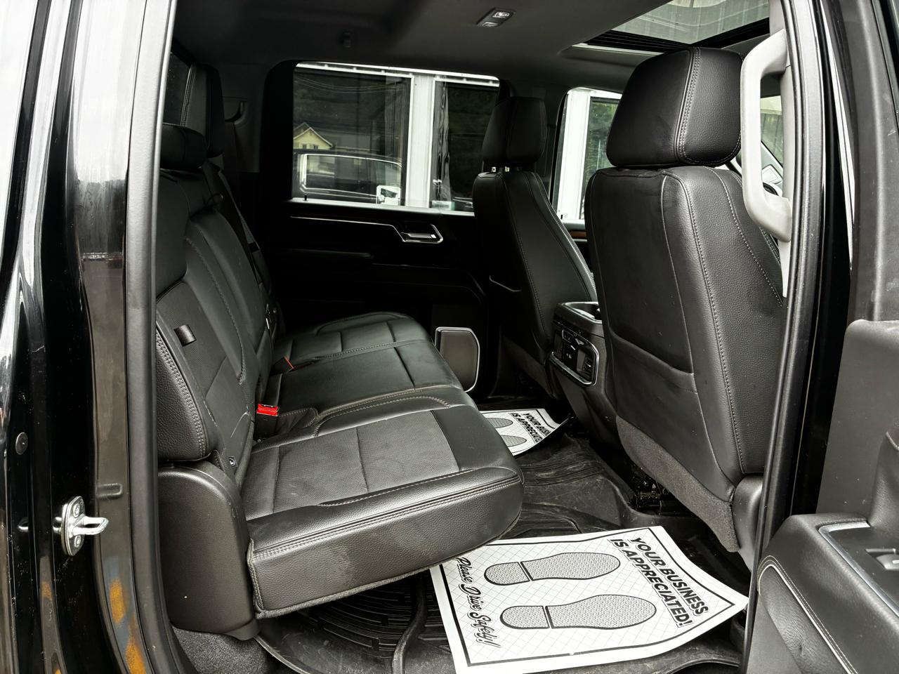 GMC Sierra 2500HD Denali Crew Cab 4WD SB 2024