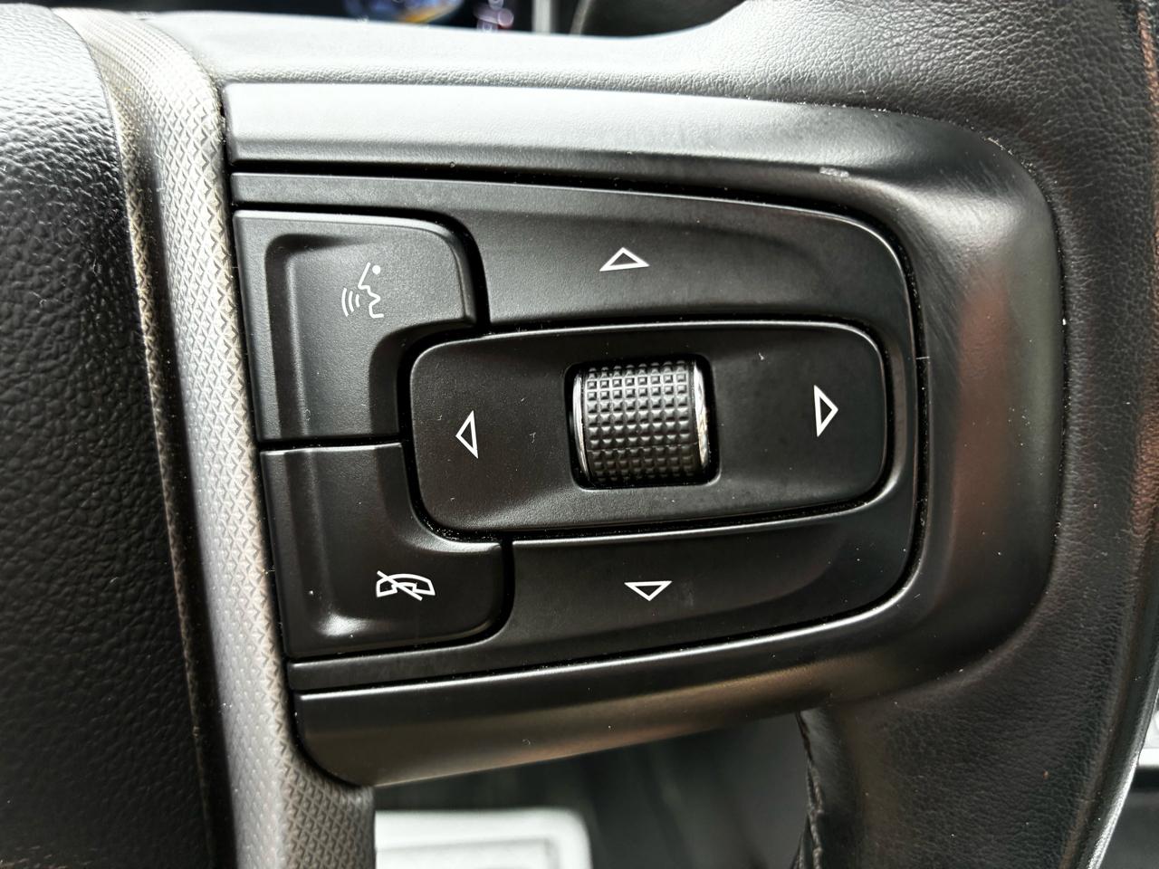 GMC Sierra 2500HD Denali Crew Cab 4WD SB 2024