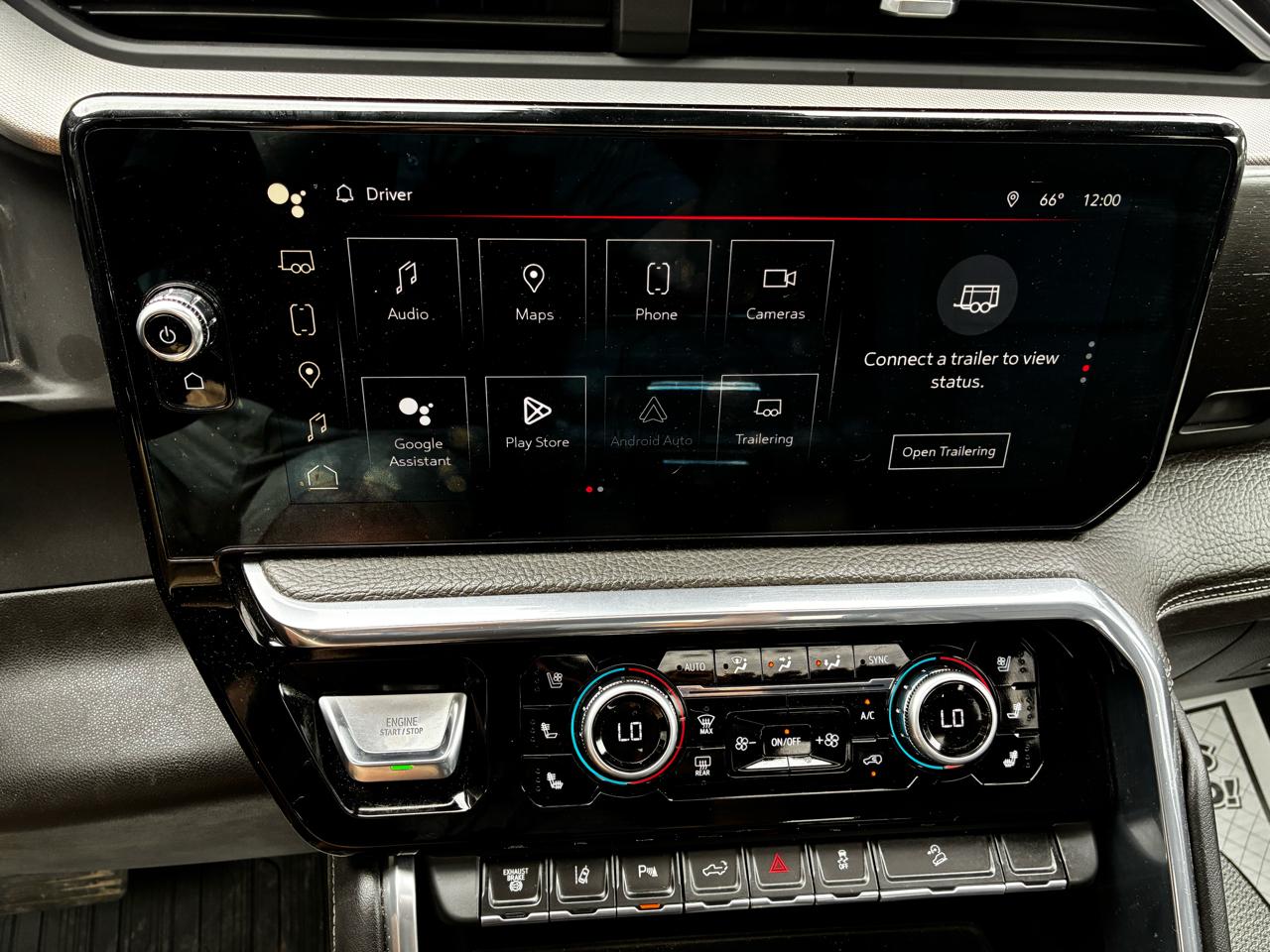 GMC Sierra 2500HD Denali Crew Cab 4WD SB 2024